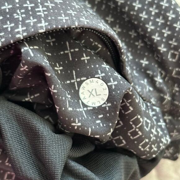 Lululemon Men's Black Gray Geometric Print Drawstring Pull On Shorts Size XL - Picture 6 of 6
